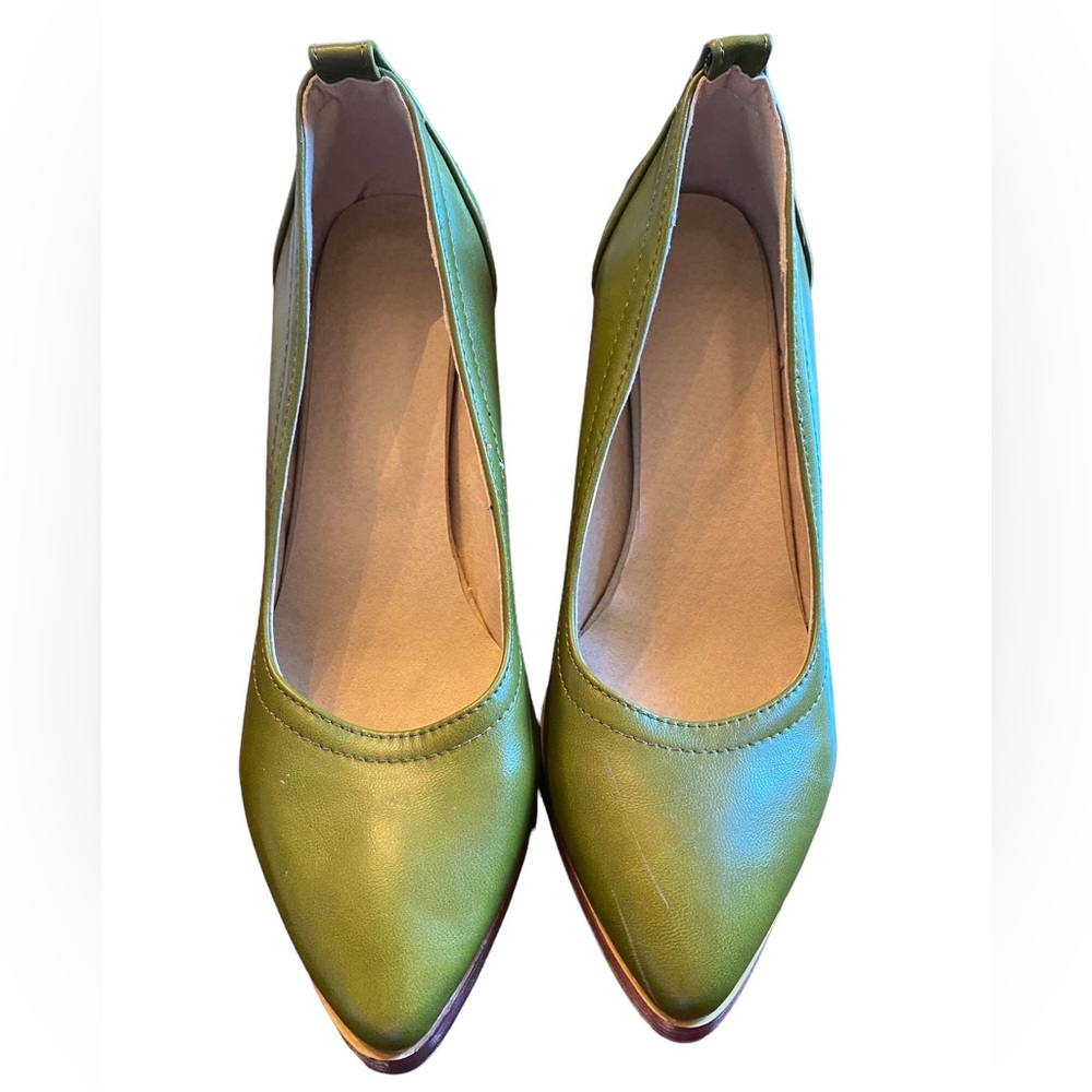 Olive Green Leather Heeled Shoes